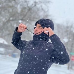 Meet your Posher, Damian